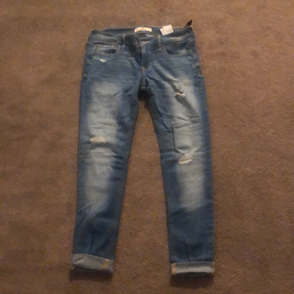 Hollister ripped skinny jeans, size 5R (W2…